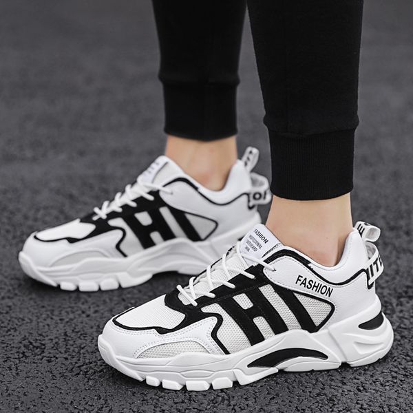 

мужчины демпфирование дышащей сетка модного highly recommended дизайнер толстые soled low-cut шнуровка кожа шитье спортивной обувь