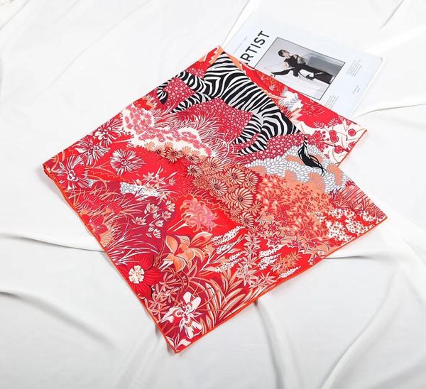 

леди нового прихода мода классической лошади рисунок 100% шелк шарфа разноцветных 90 * 90 см женщины шарфов бесплатной доставка y201007, Blue;gray