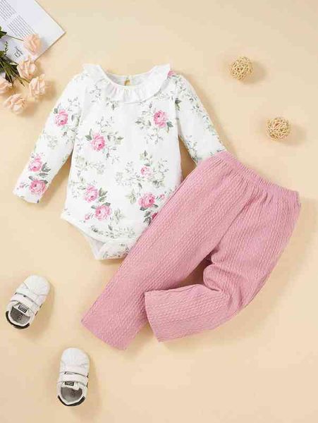 

baby floral print ruffle trim bodysuit & cable textured pants she, White