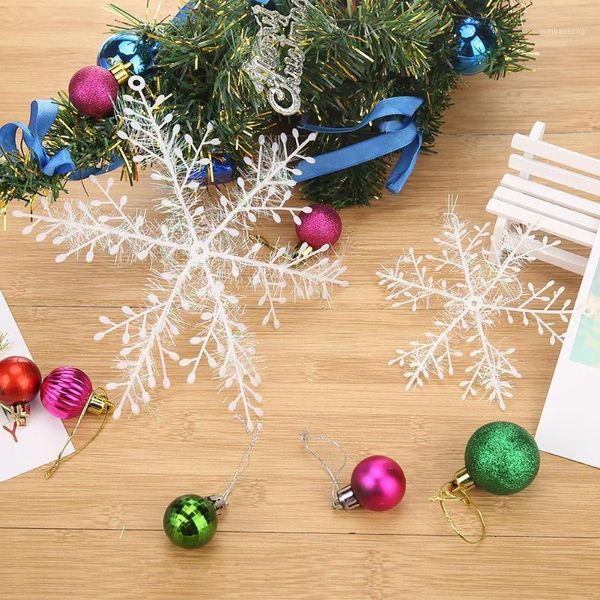 Decorações de Natal 2021 3/6pcs Botões de madeira de floco de neve brancos Fit Fit and Scrapbook Diy Decoration Handmade Gift1