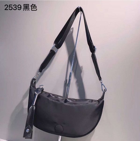 

canvas hip-hop ladies shoulder bag female chest bag ladies casual handbag purse messenger bag, Black;red