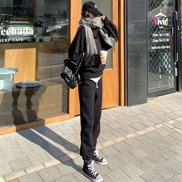 

plush sports and leisure suit women's two piece set fall / winter 2020 new loose cotton legged sportswear trend, Gray