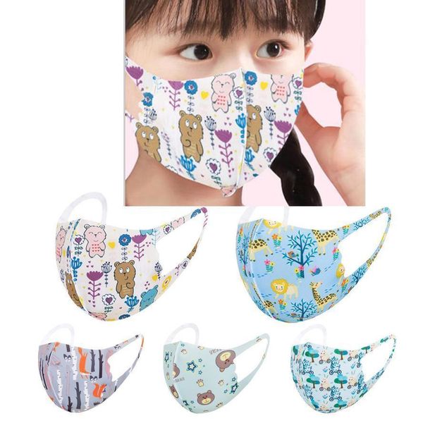 

4p9fprinted fashion kids face mask children's cartoon anime washable kids's protective breathable spring summer party masks