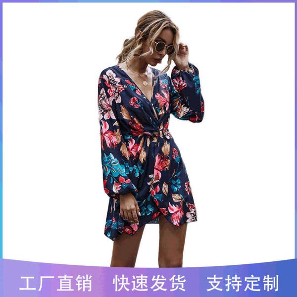 

autumn / winter 2020 long early sleeve printed floral national style short waist small fragrant dress, Black;gray