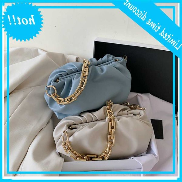 

2021 luxury designer new fashion thick chain shoulder cloud clutch bag women hobos hand bags all-competition women's handbag bolsa