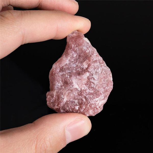 

1pcs red aventurine natural quartz crystals mineral rose quartz raw collect energy stone for divination home decor high qylird, Black