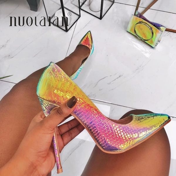 

2020 new fashion woman snake printing party wedding big size 35-42 pointed toe high heels pumps women shoes y200702, Black