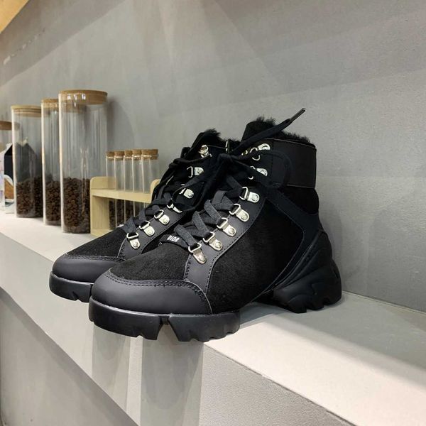 

new style ladies casual shoes leather flat-bottomed classic women shoes fashion luxury retro casual shoes, Black