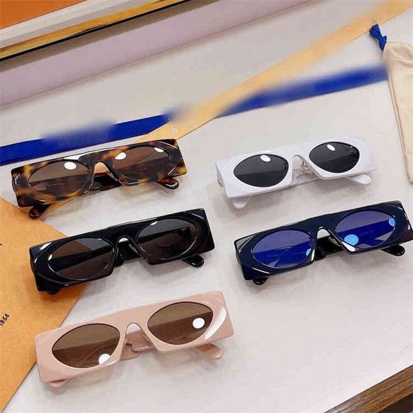 

2022 factory wholesale plate sunglasses trendy women's net red same fashion street spersonalized box men's z1253, White;black