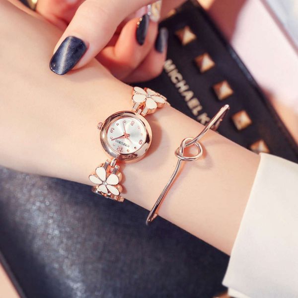 

fashion fashion women korean women students women's watch flower fresh daisy bracelet watch, Slivery;brown