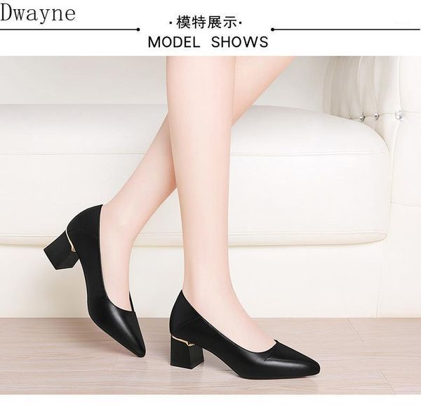 

2020 spring new single shoes women's thick and wild casual black small shoes british mid-heeled pointed fashion women's1