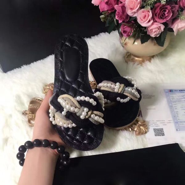

walking show style beaded straw woven leaf rope flat heeled sandals spring and summer 2020 new pearl flat bottomed one character slippers, Black