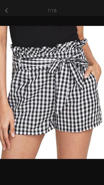 

plaid women's waist shorts, White;black