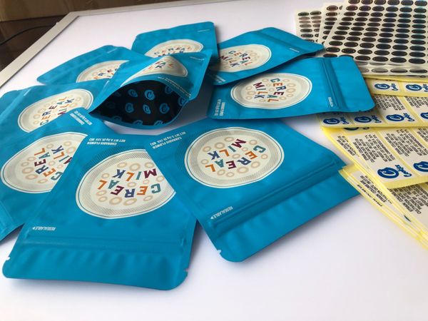 

label california bags sf local blue hologram packaging cookies cerel 3.5g stickers edibles flavors bags and milk mylar bbyef nana_shop, Pink;blue