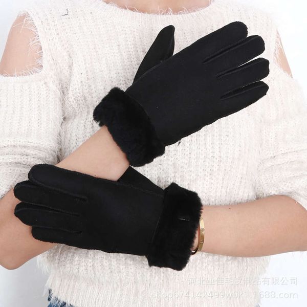 

thickened plush warm gloves women' anti plush gloves fashionable leather gloves, Blue;gray