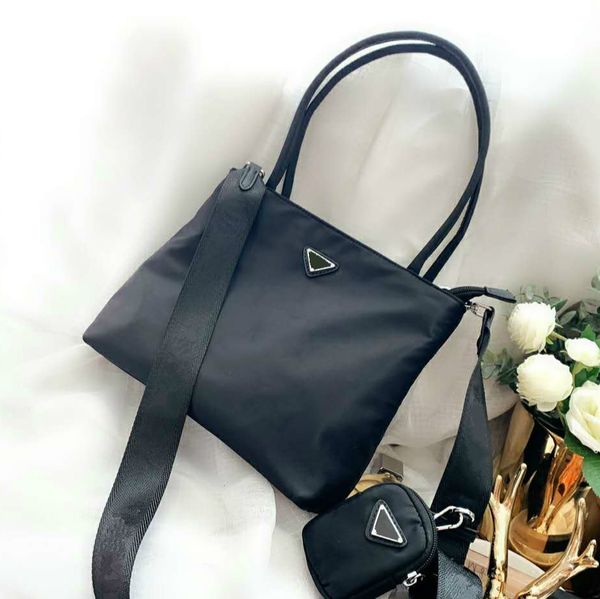 

fashion women's designer's shoulder bags crossbody bags black handbags medium totes with mini change bag pd20100510