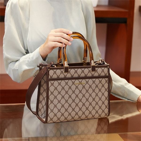 

70% off deals online autumn and winter new fashion real leather bag women's versatile portable single shoulder messenger tote bag whole