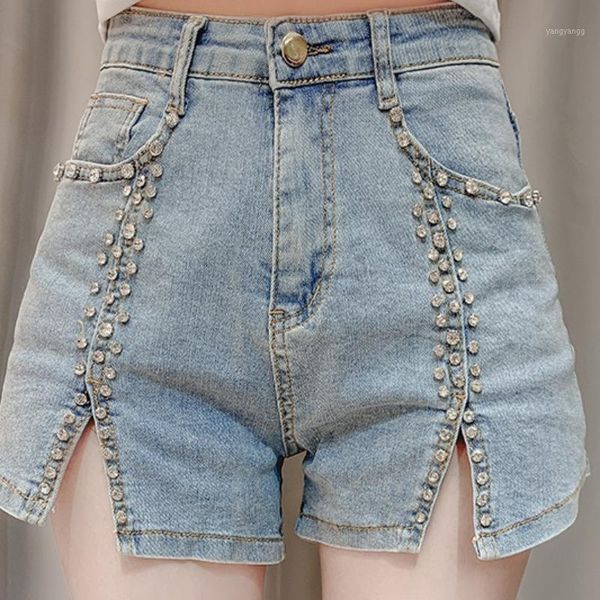 

2021 women spring summer new casual denim shorts female diamond button high waist wide leg shorts lady elegant loose g3521, White;black