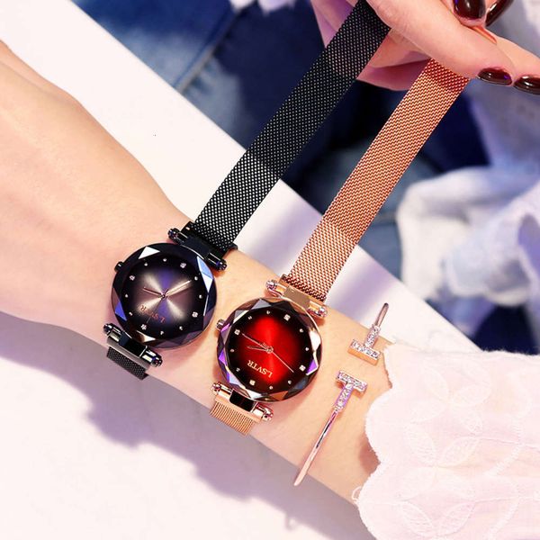 

quartz magnet watch strap tiktok 10 yuan lady 2021, Slivery;brown