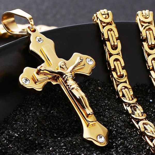 

Crucifix Pendent Necklaces Stainless Steel Necklace Jesus Catholic Religious Neckless Men Gold Chain Sturdy Byzantine Chains