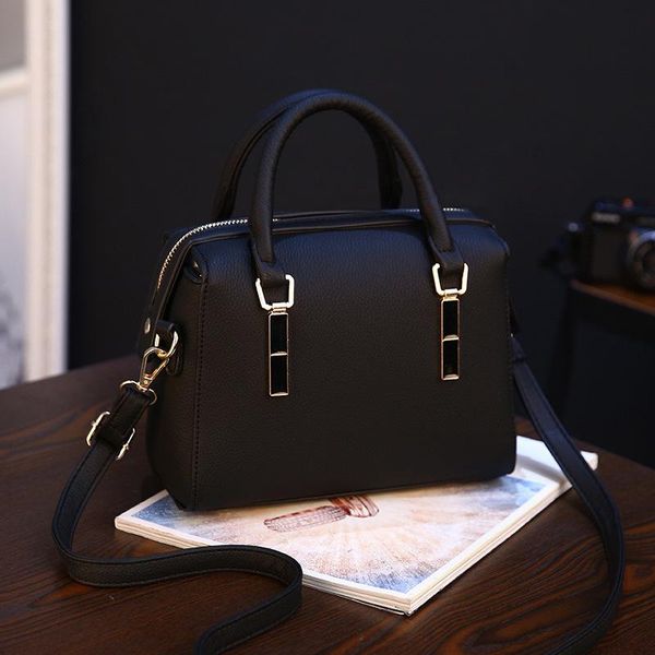 

dixi selling brand women's bags 2020 new women's style fashion messenger shoulder handbag