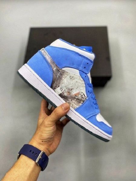 

blue mid mens basketball shoes light smoke grey tokyo chicago royal bred toe patent black white gold obsidian unc women sneakers
