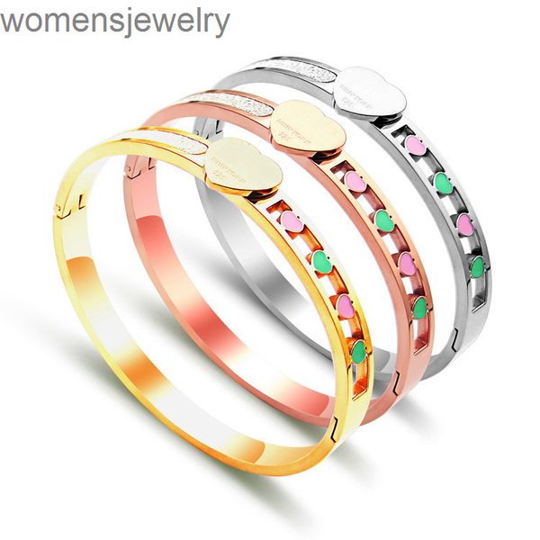 

2022 europe and america ladies titanium steel carved t letter red green enamel heart bracelet bracelet 3 colors, Black