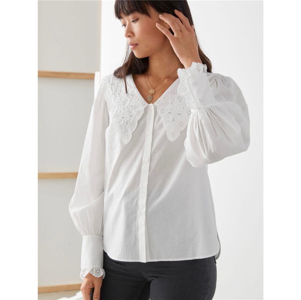 

lace collar shirt yuan factory single french os embroidery sweet long sleeve loose bottomed top, White