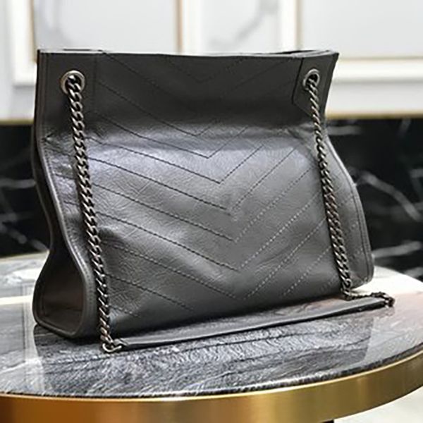 

shopping bags it appears that the package type is varied 6995yd y buckle workmanship has been fully upgraded bags