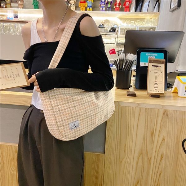 

drop shipping korean woolen shoulder underarm bag women girls elegant plaid pattern square wristlets handbags street totes soft