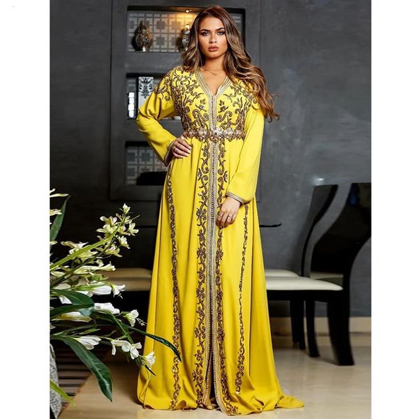 Elegante cristais amarelos marroquinos kaftan vestidos de noite vestidos de ouro bordado de ouro uma linha mangas compridas sauditas arábia formal vestidos de festa formal bairro