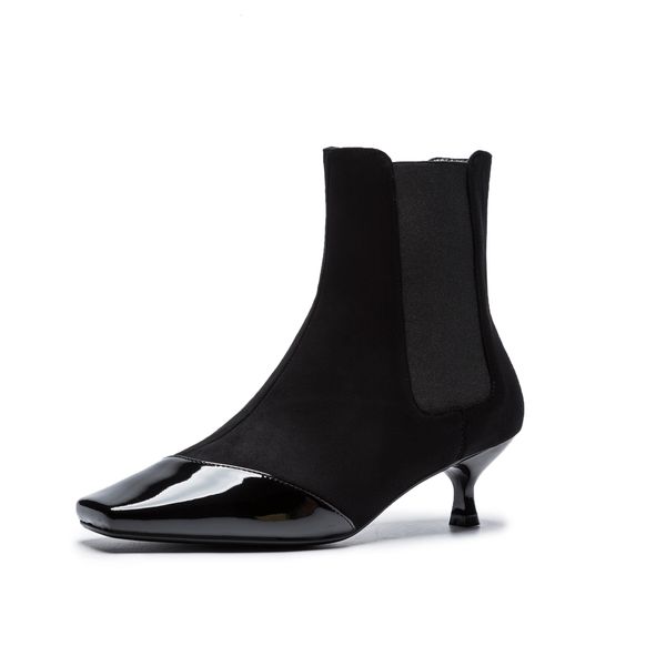 

women of 2021 natural upper layer cow suede outdoor woman hand boots sew head crocodile pattern p472, Black