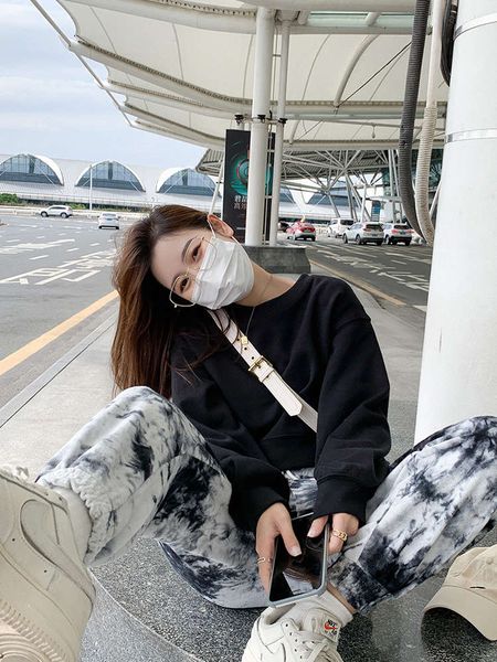 

black fashion short sweater women's autumn winter 2020 new loose korean style age reducing long sleeve top