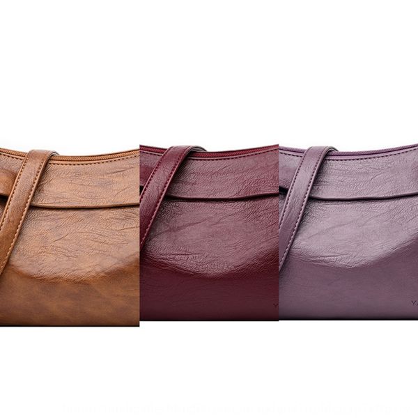 

middle aged and elderly women's middle aged size women bags large size bag 2020 new women's soft leather single shoulder straddle