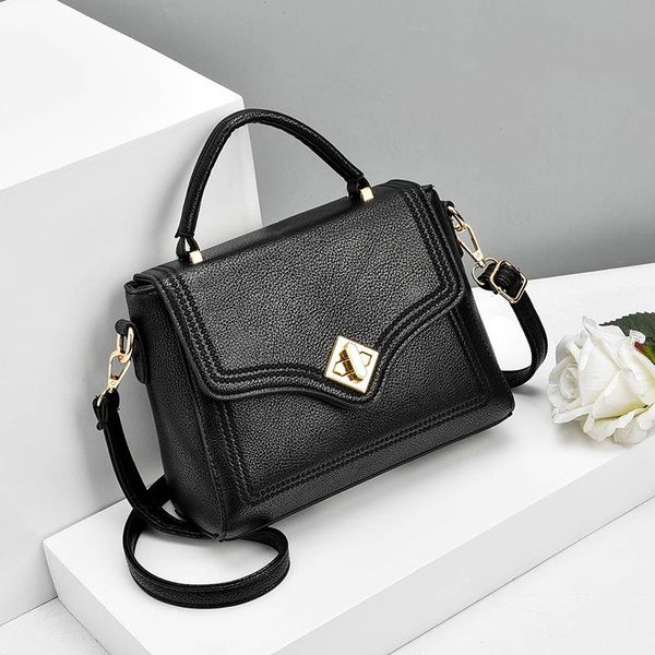 

shoulder bags 2021 fashionable messenger bag for women