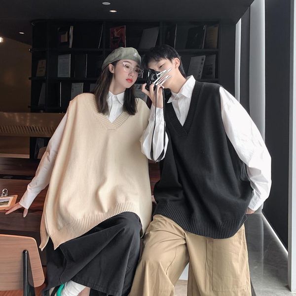 

2021 spring and autumn new youth popular men's solid color sleeveless waistcoat vest fashion casual v-neck pullover sweater, White;black