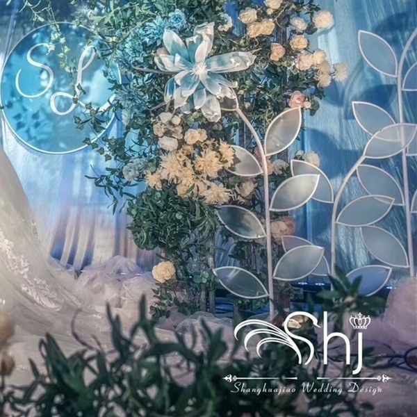 

xxrjz dream style iron art tieyi new style roadmap guide road sign leaf decoration background stage wedding welcome area road guide mechu