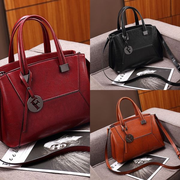 

pkedy 2020 summer new summer new package of big oil wax skin oil capacity slant bag women's bag large wax skin single across frnun