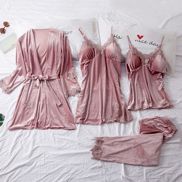 Pijama de Veludo de Inverno Set para Mulheres Suaves Manter Quente Sexy Sleepwear PJS 4 PCS Full Manga Strap Bath Bath Bath Robe Lingerie Terno 201109