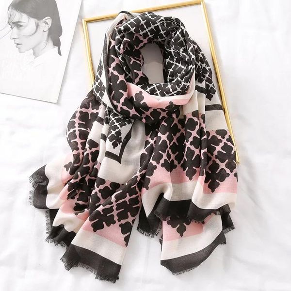 

2019 китайского шелк качества four seasons lady солнцезащитного бич шаль женщина нью печать хлопок материал шарф мода платок sqcpce, Blue;gray