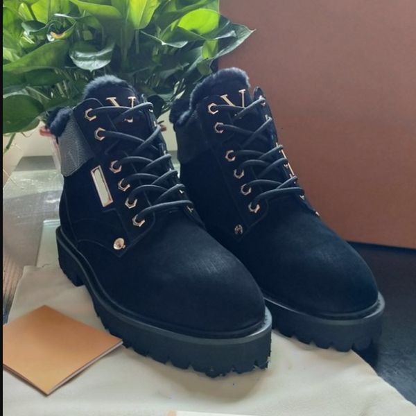 

classics fashion winter women shoe snow boots real fur slides leather waterproof warm boot fashion booties with box by dq01 003, Black