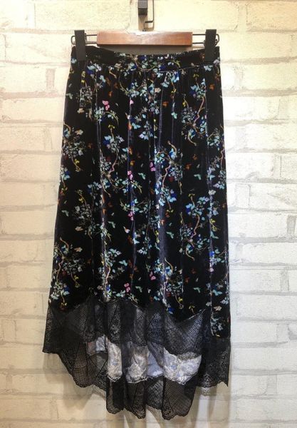

women skirt 2020 early autumn new black velvet printed lace trimming skirt1