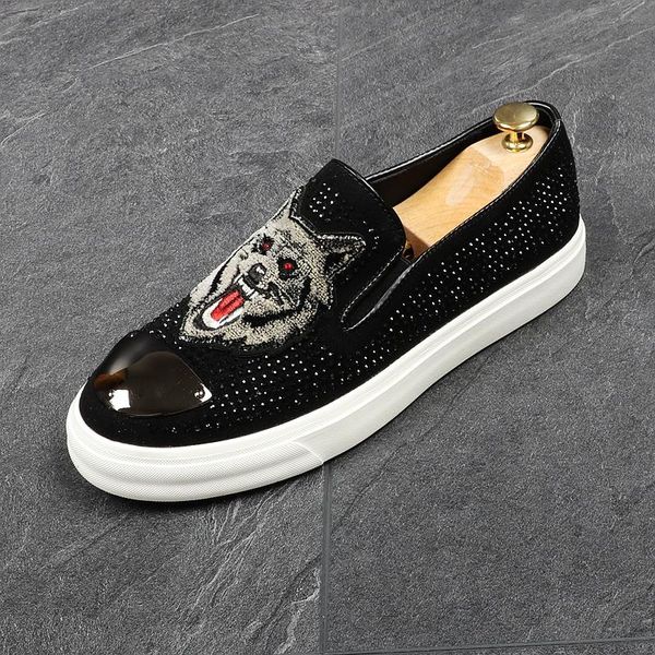 

cuddlyiipanda men fashion embroidery wolf rivets loafers men casual printed moccasins shoes man party driving flats sneakers, Black