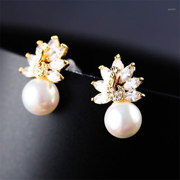 

elegant female peacock stud earrings with pearl fashion silver gold color animal earrings cute white zircon for women1, Golden;silver