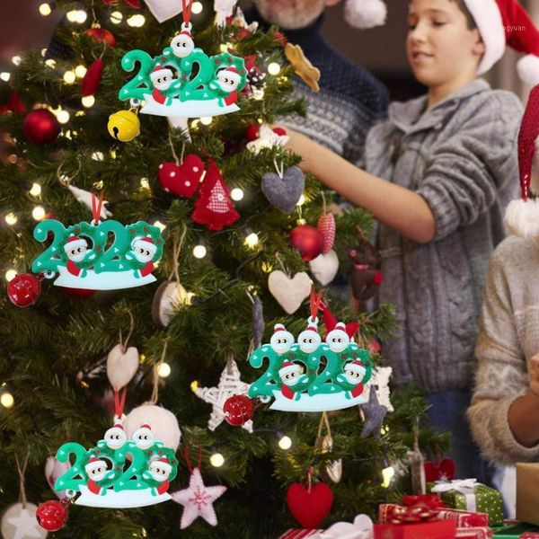 

diy christmas ornament personalized 2-5 family members name christmas hanging ornaments tree pendant with metal bells1