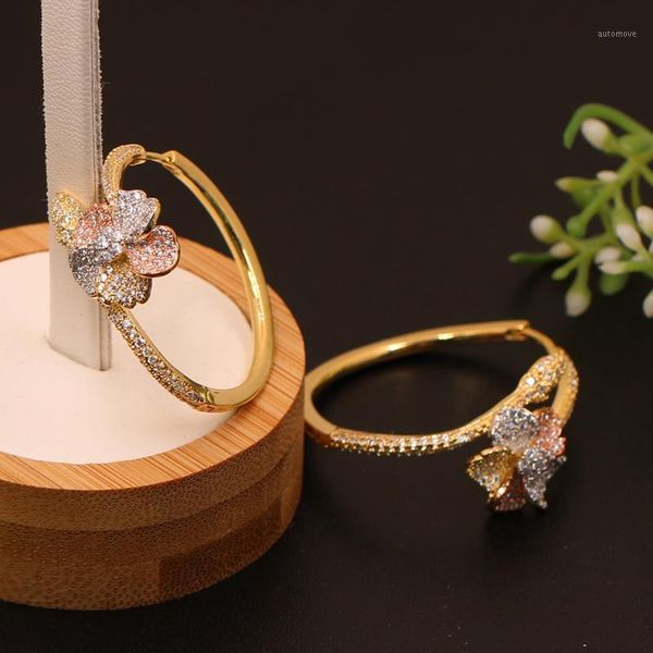 

lanyika fashion jewelry graceful flowers hoop earrings micro paved for woman wedding engagement luxury bridal earring gift1, Golden;silver