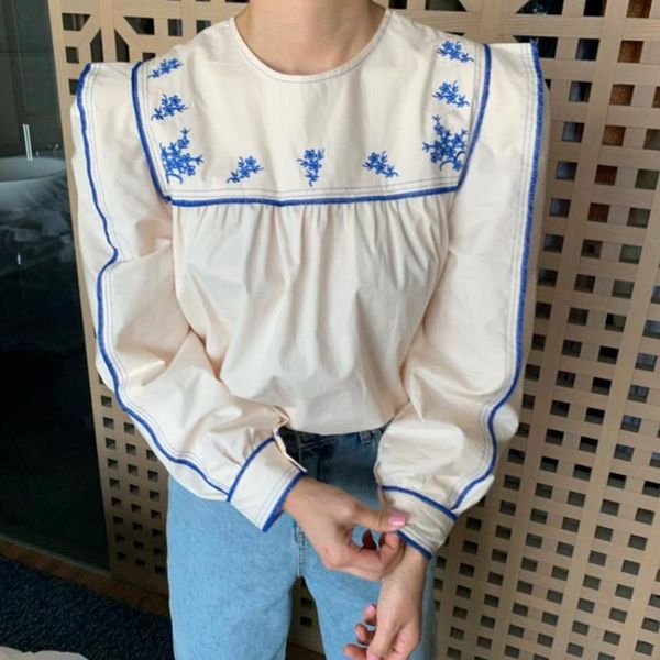 

trytree 2021 autumn women office lady blouse o-neck embroidery floral casual butterfly sleeve streetwear women's blouse, White