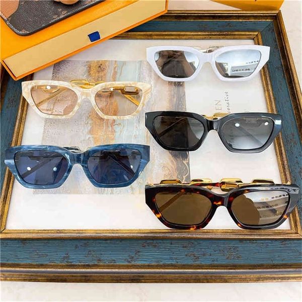

80% off wholesale donkey's new cat's eye metal spice girl square sunglasses star sunglasses z1473, White;black