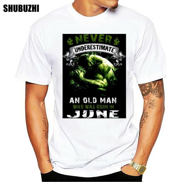 

never underestimate an old man who was born in august t-shirt male brand teeshirt men summer cotton t shirt sport hooded sweatshirt hoodie