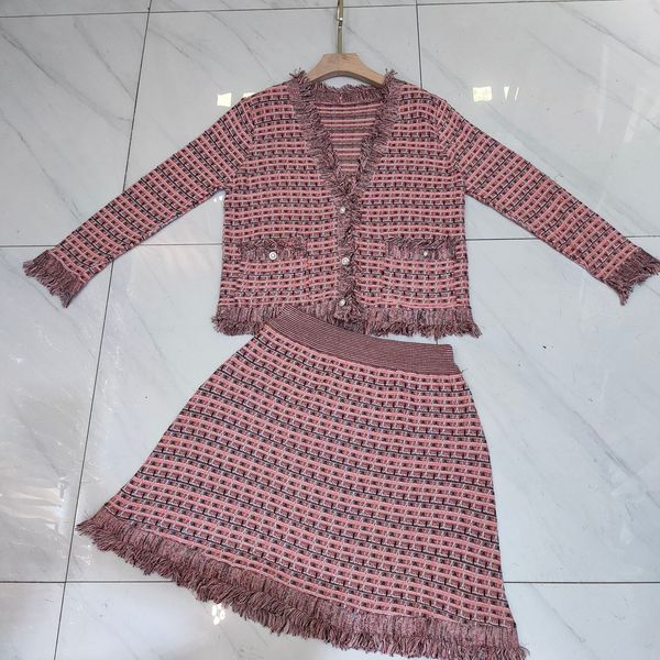 

2020 autumn/winter new plaid knit cardigan, half skirt 2 sets, White